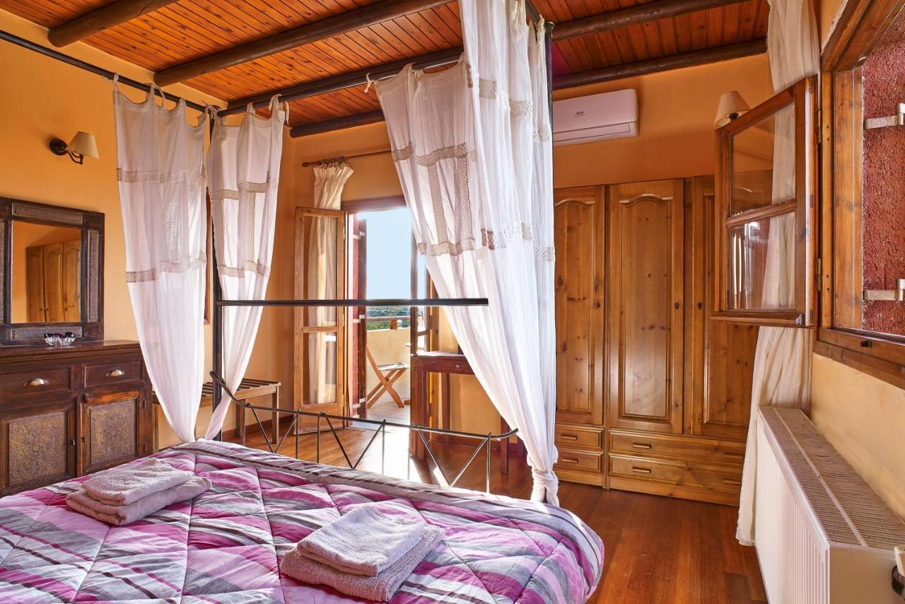 Villa Evenos Of 3 Bedrooms - Irida Country House Of 2 Bedrooms With Private Pools Elafonisi Exterior foto